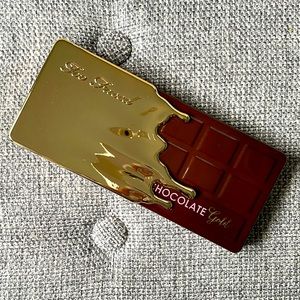 TOO FACED Chocolate Gold Eyeshadow Palette. Gently Used and in great condition.